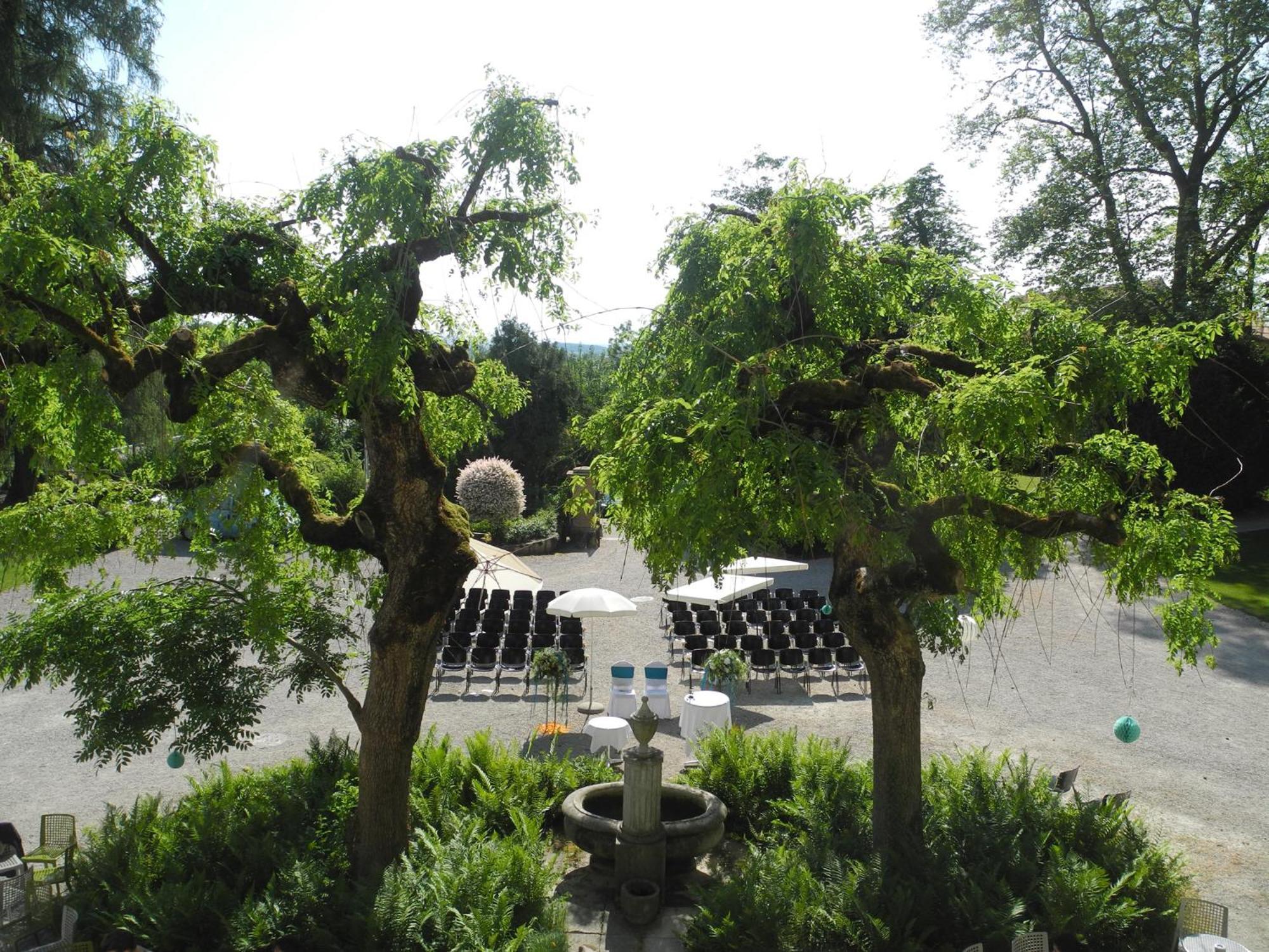 Schloss Muenchenwiler Murten Exterior foto